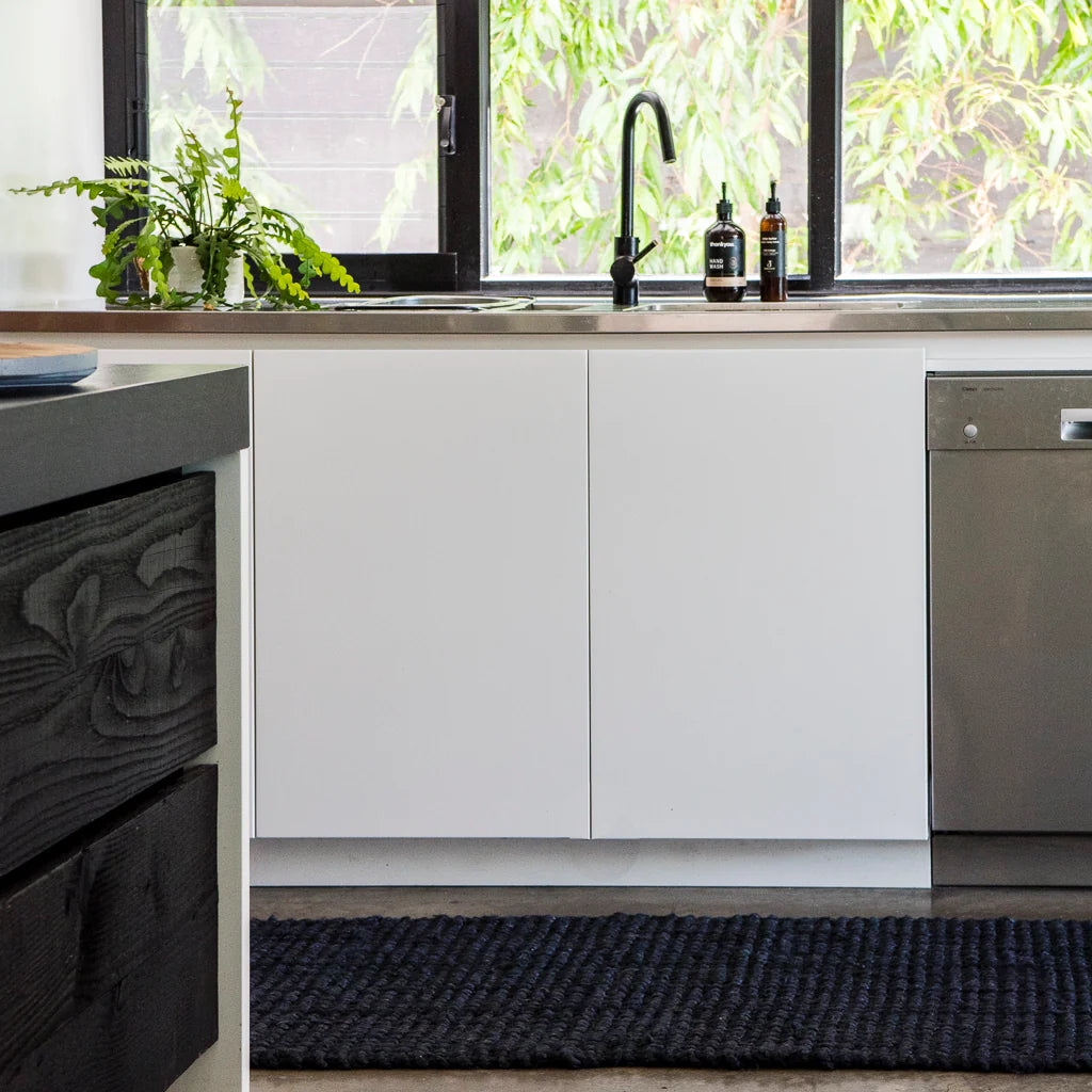 Zebra Graphite Jute Runner