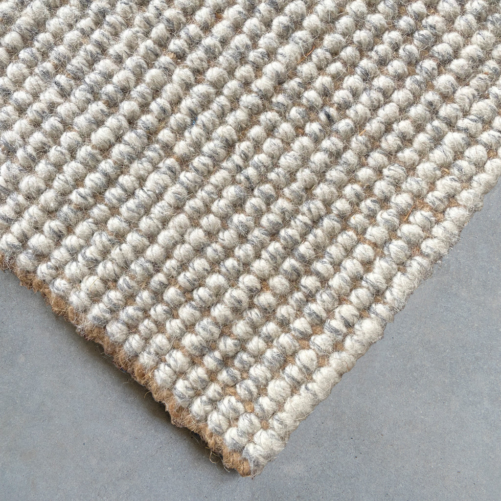 Zebra Carter Wool/Jute Rug - White/Grey