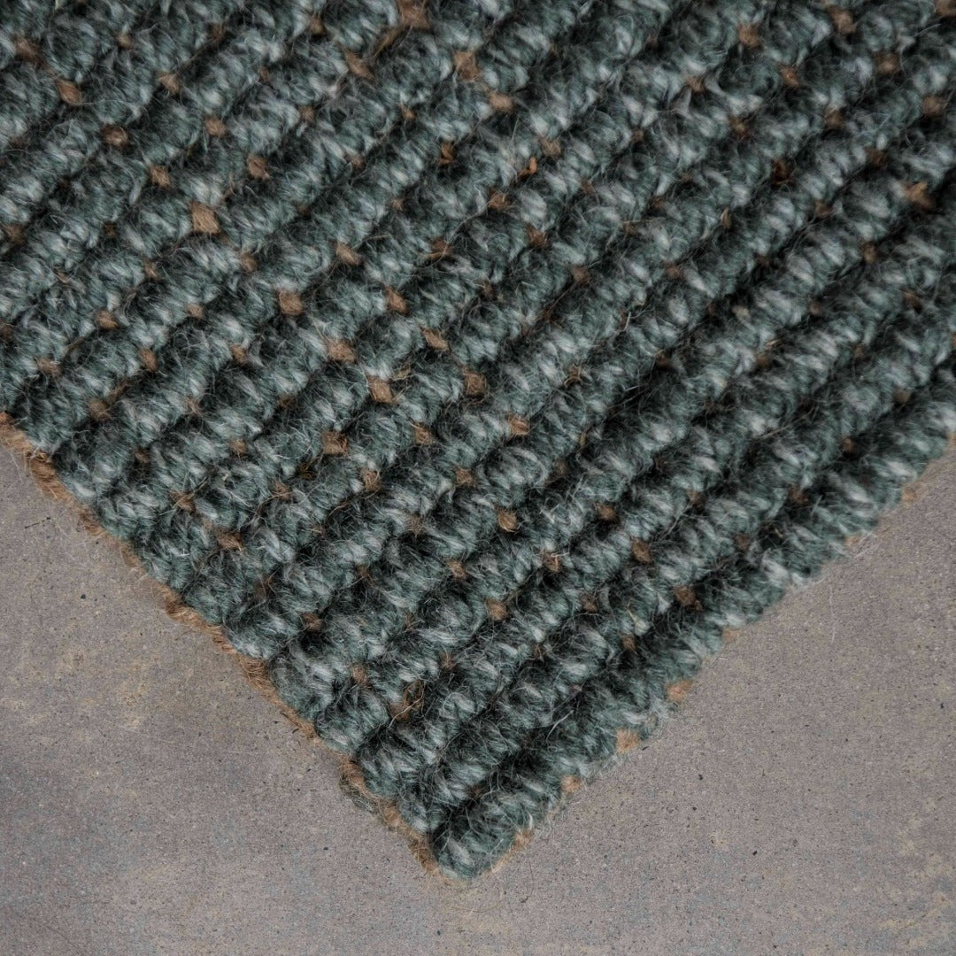 Zebra Carter Wool/Jute Mat - Forest