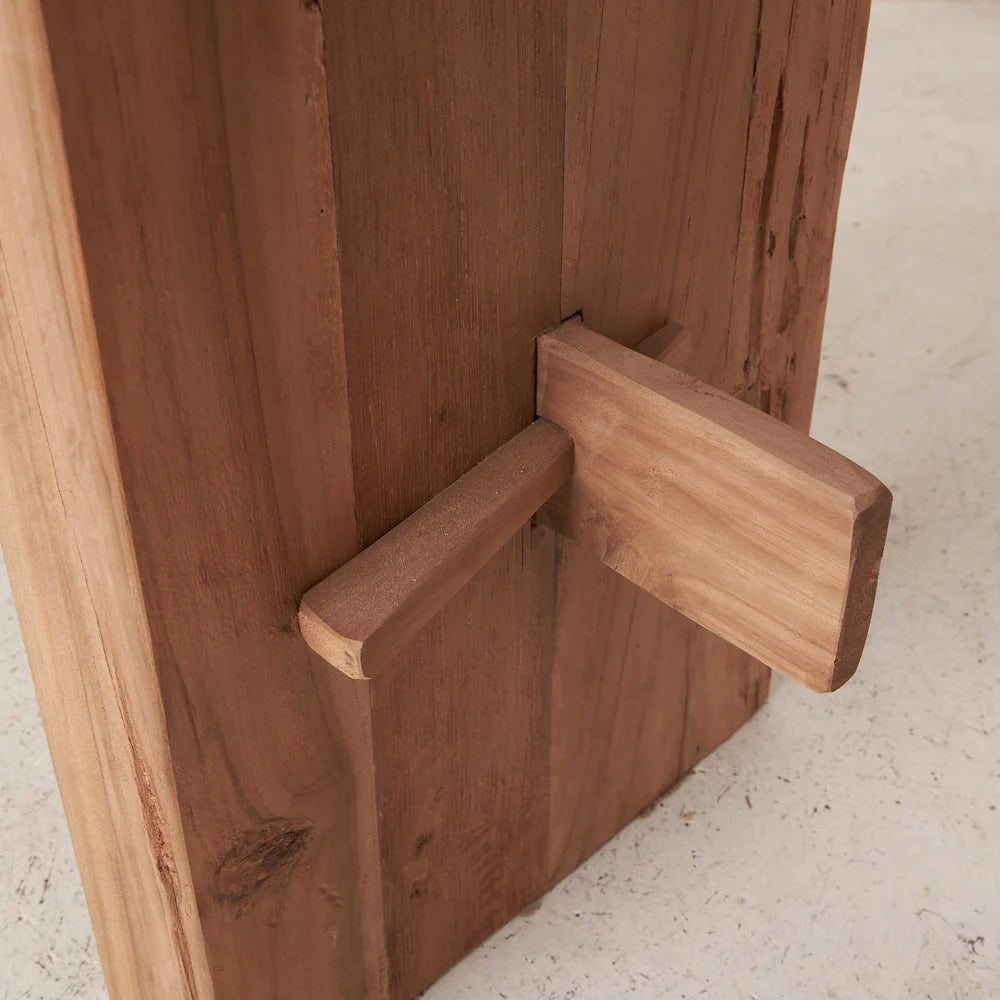 Yashar Rustic Console