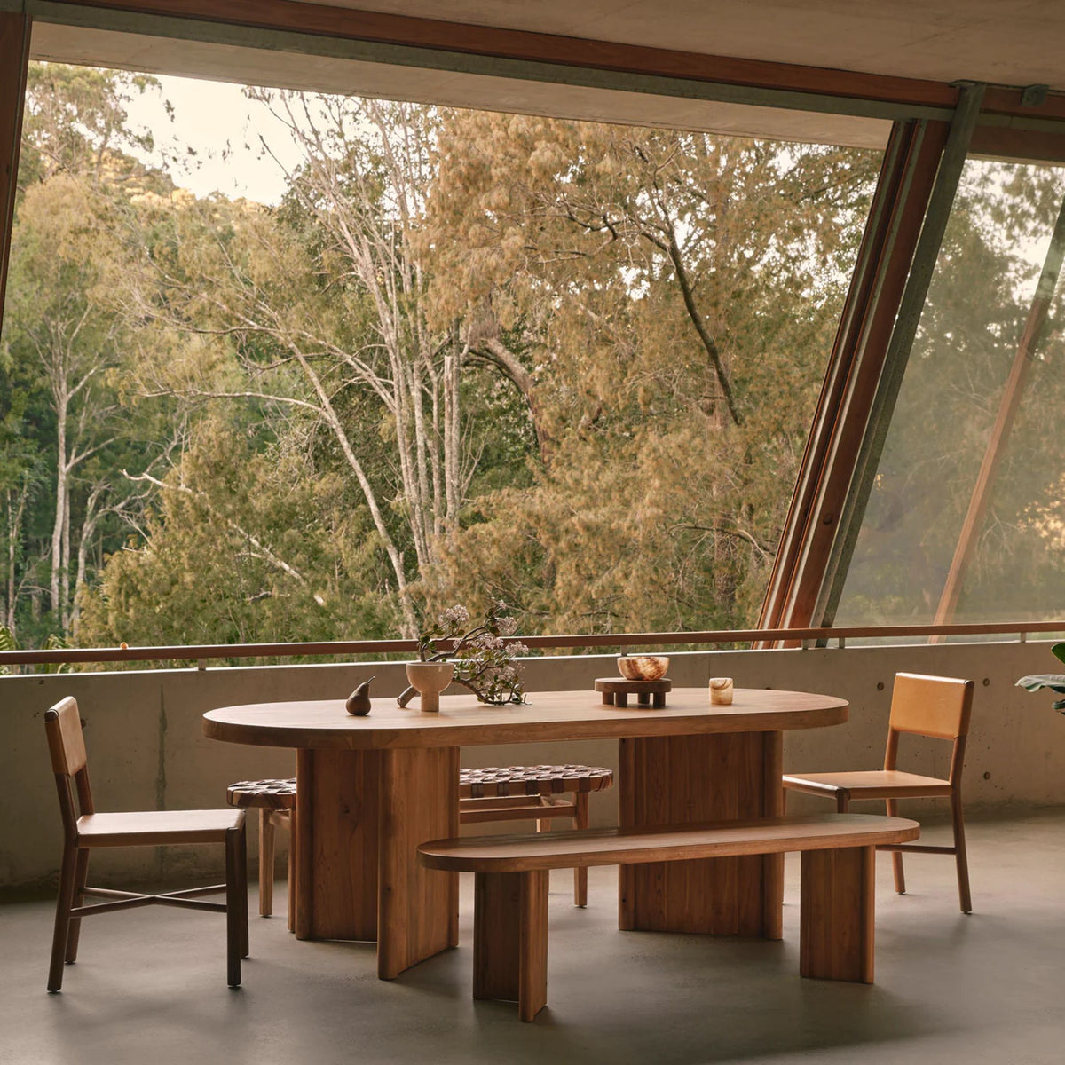 Otto Rounded Edge Dining Table – Jarvis + Jarvis Home