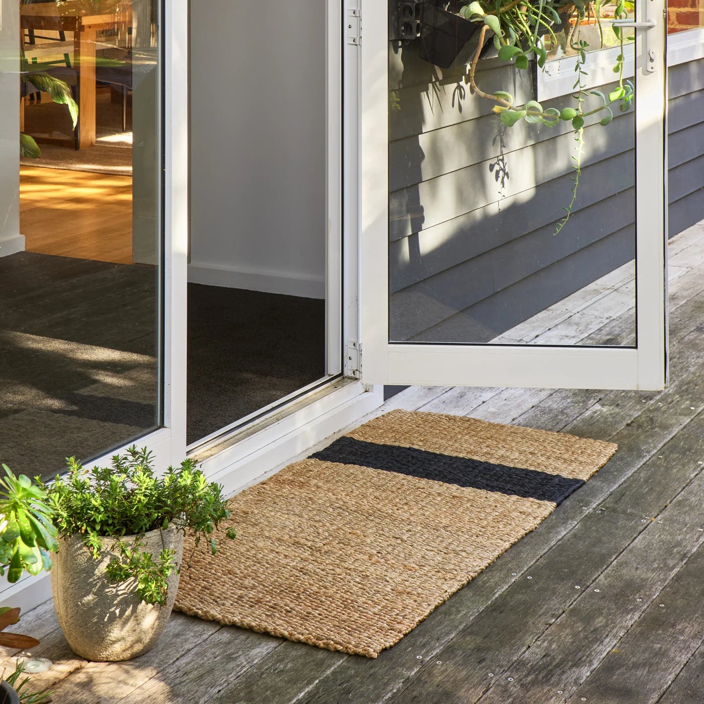 Zebra Baxter Stripe Jute Mat