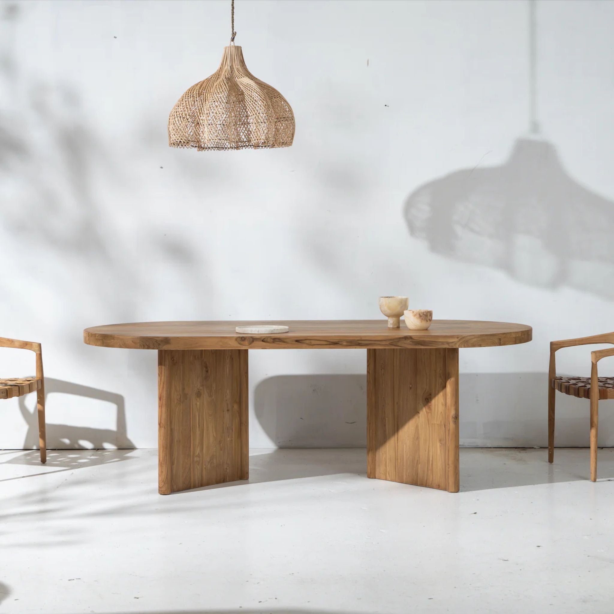 Otto Rounded Edge Dining Table – Jarvis + Jarvis Home