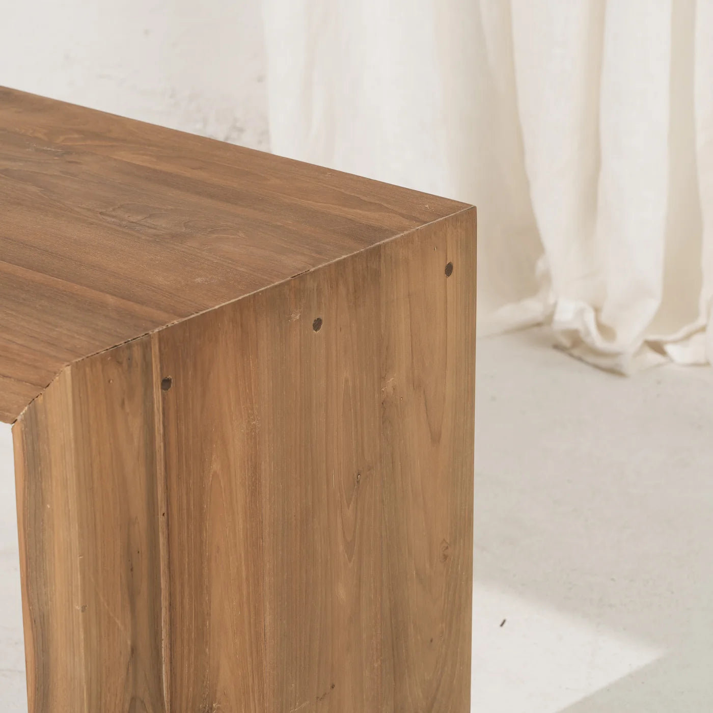 Eero Bench Seat
