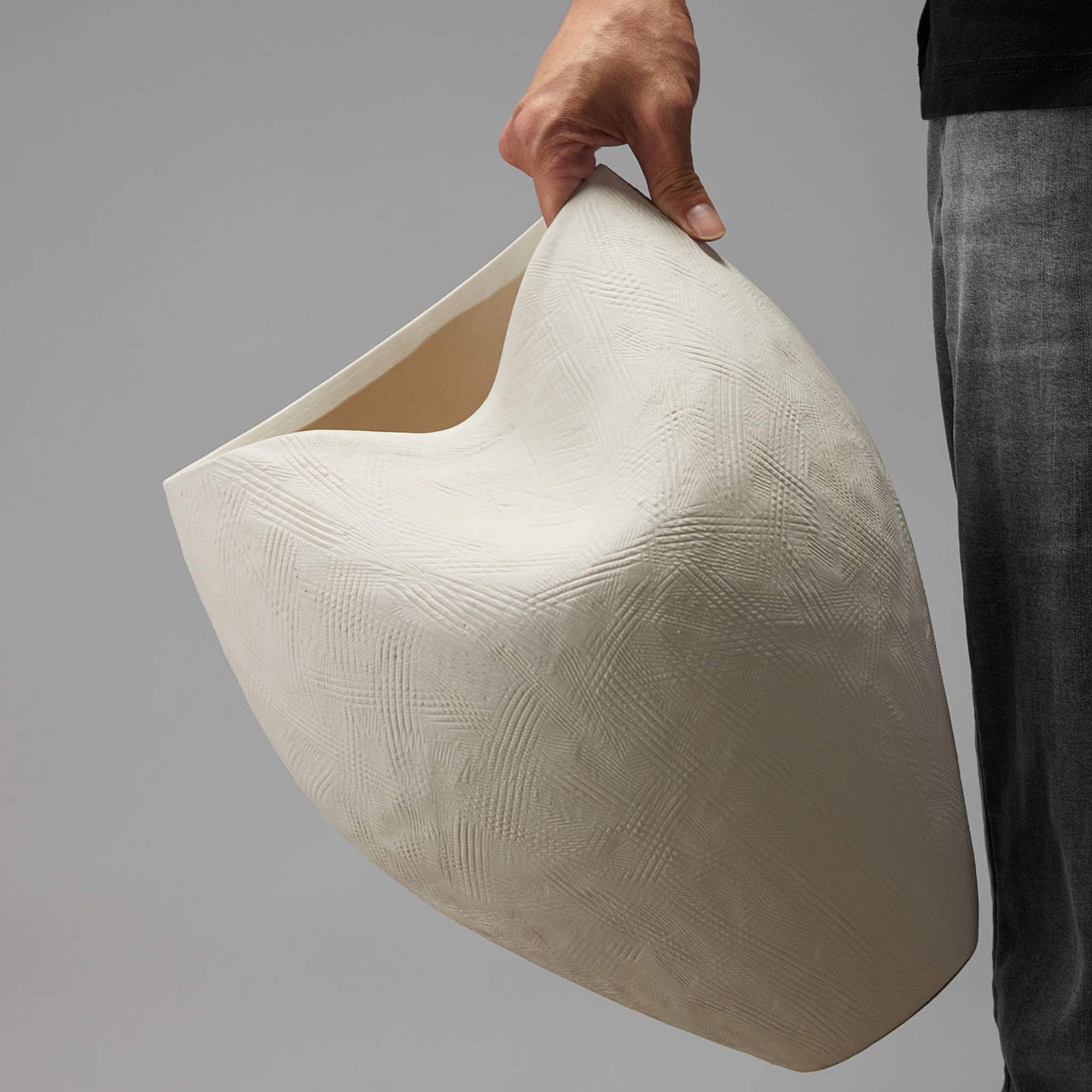 Moule Vase Ivory by The Foundary