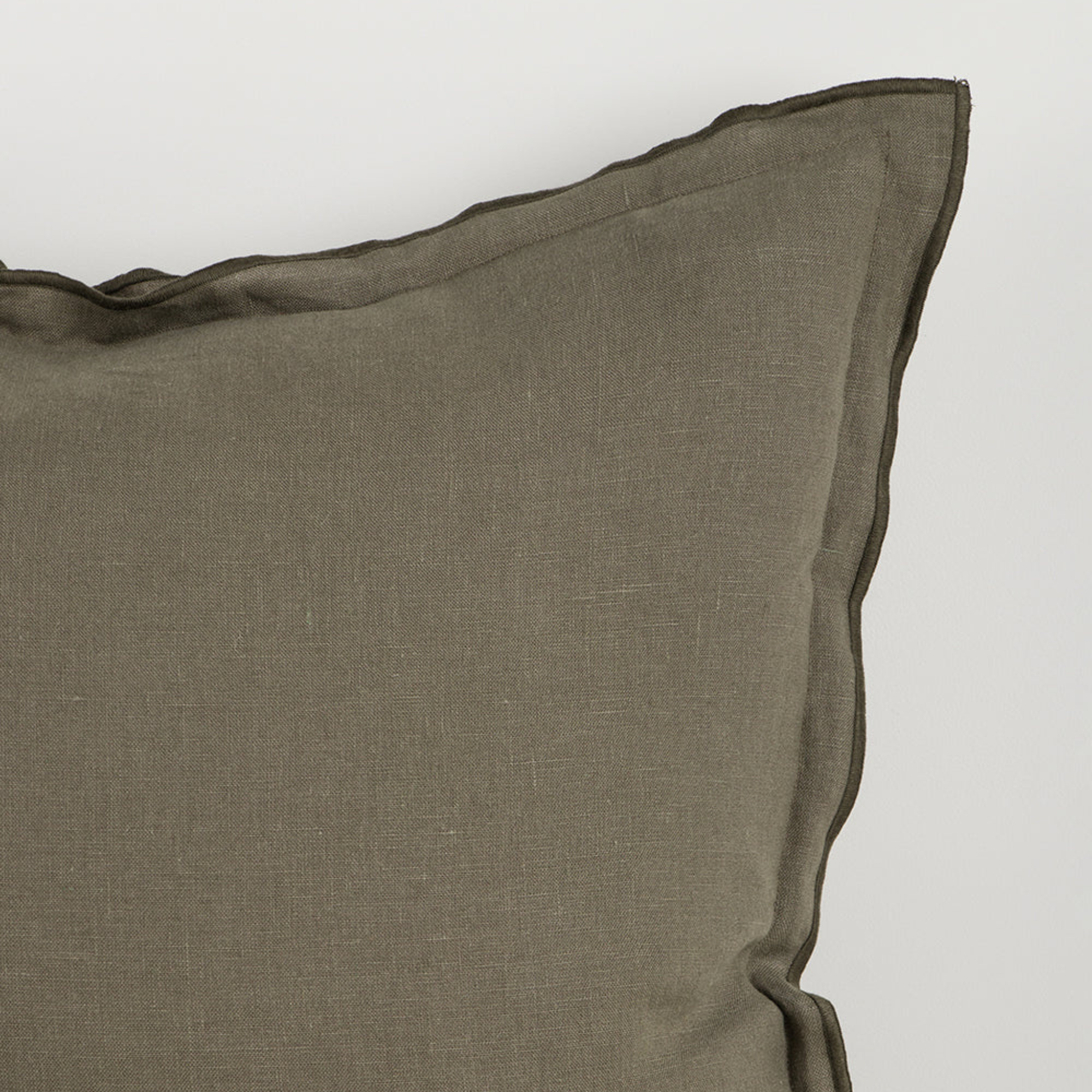 Baya Linden Cushion