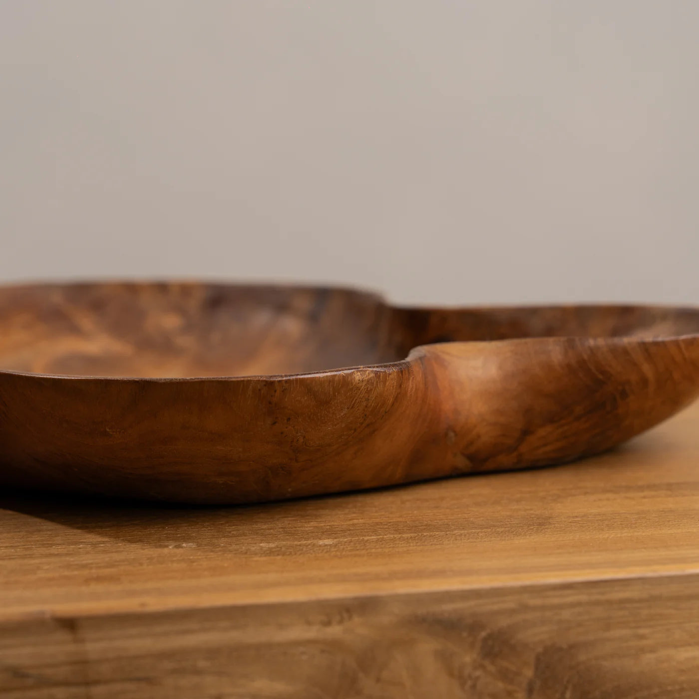 Aria Oversized Curved Edge Platter