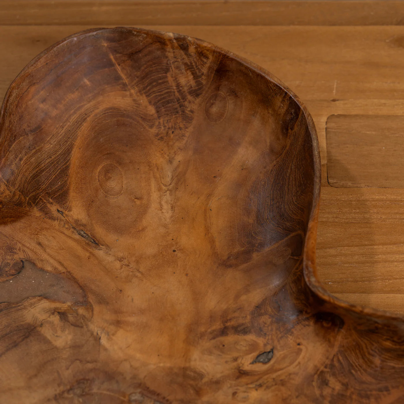 Aria Oversized Curved Edge Platter