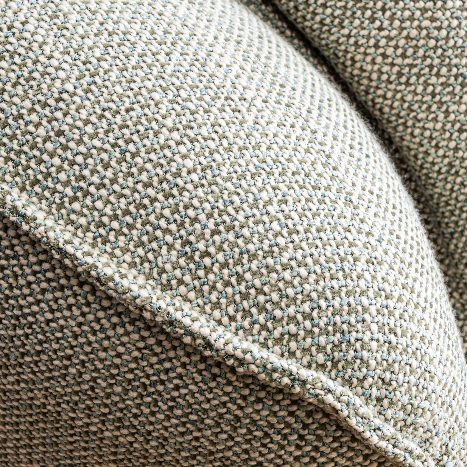 Oliver 2.6 m Sofa