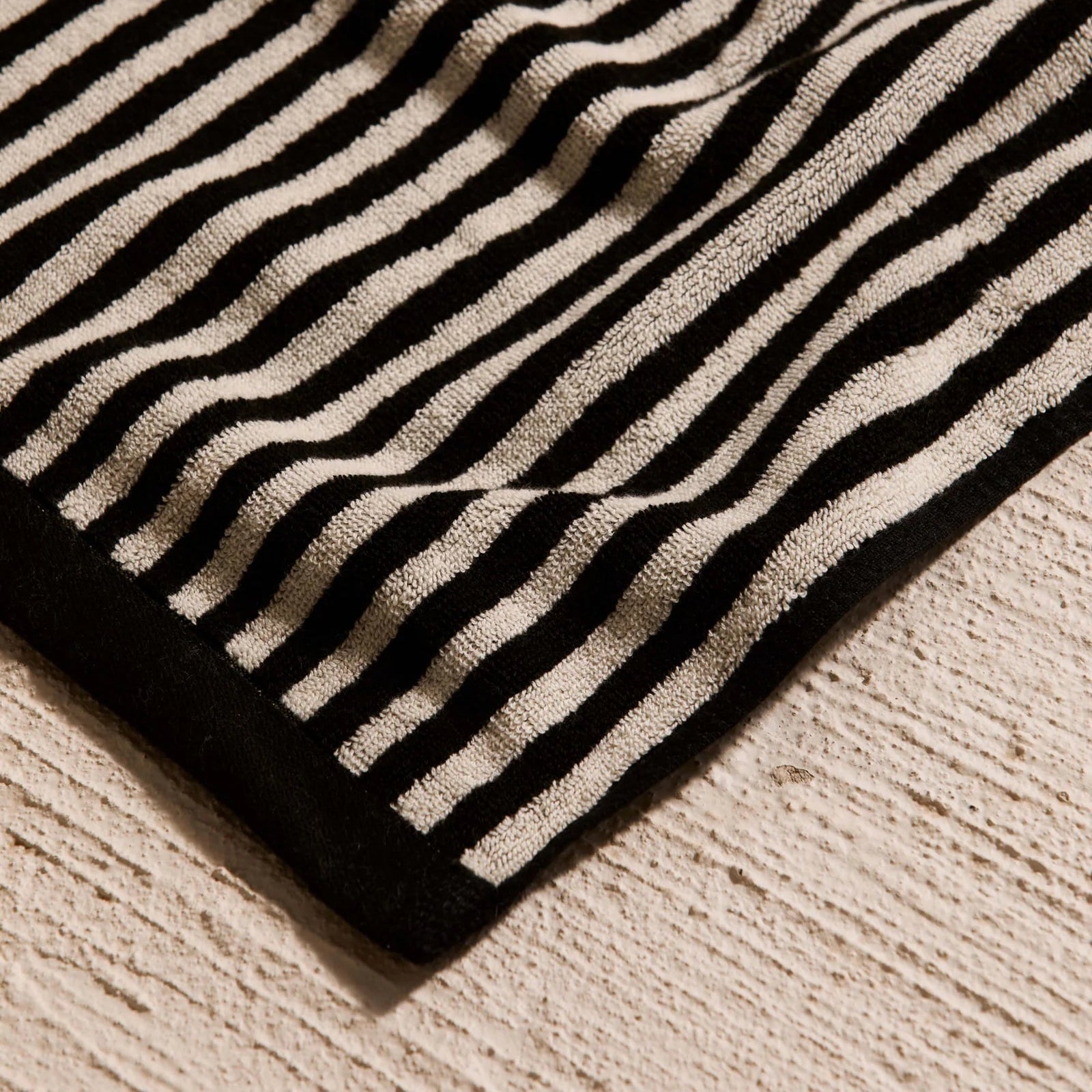 Raye Noir Towels