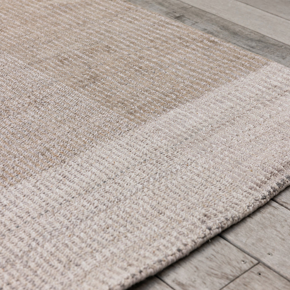 Baya Bedrock In/Outdoor Rug - Sand