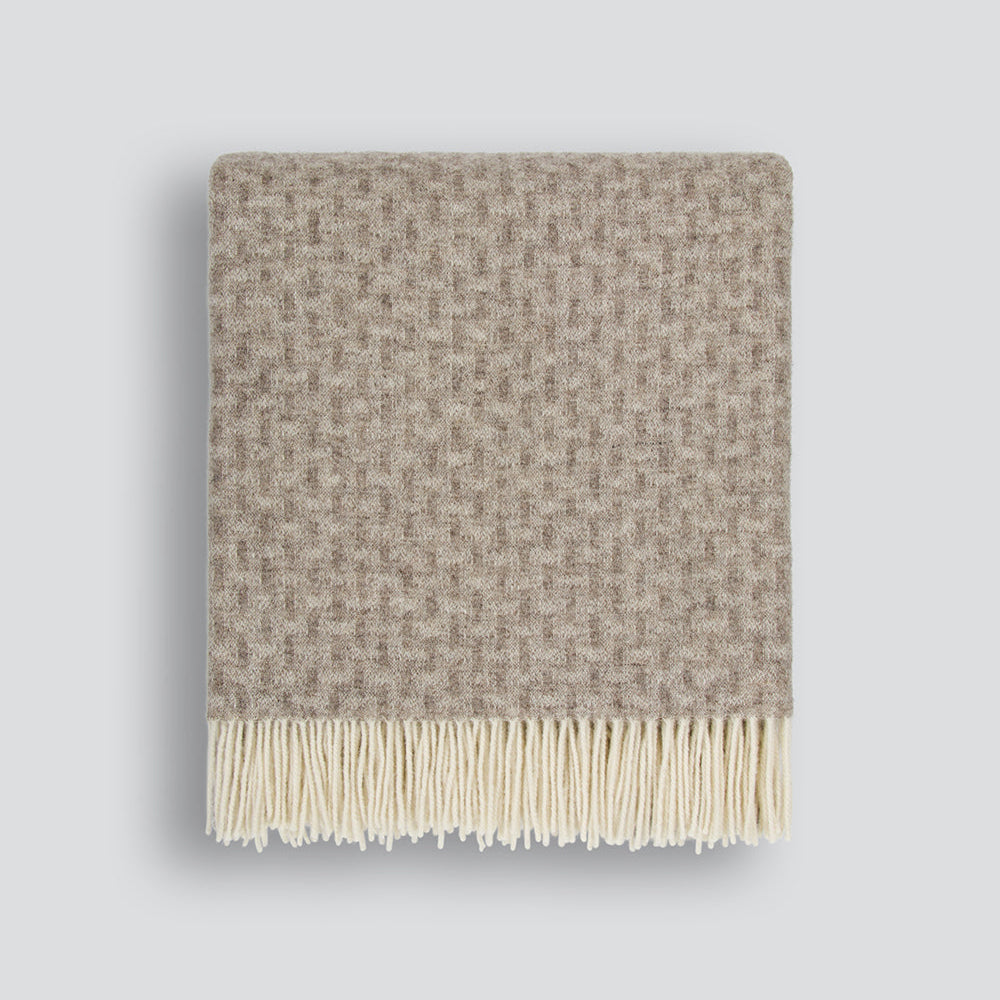 Baya Flemish Fawn Throw