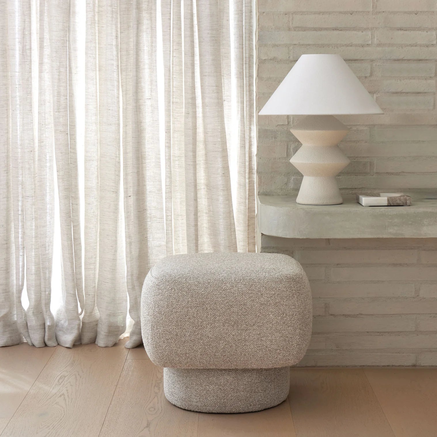 Ellidy Stool