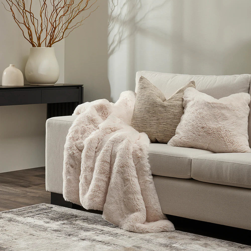 Pelage Fur Throw